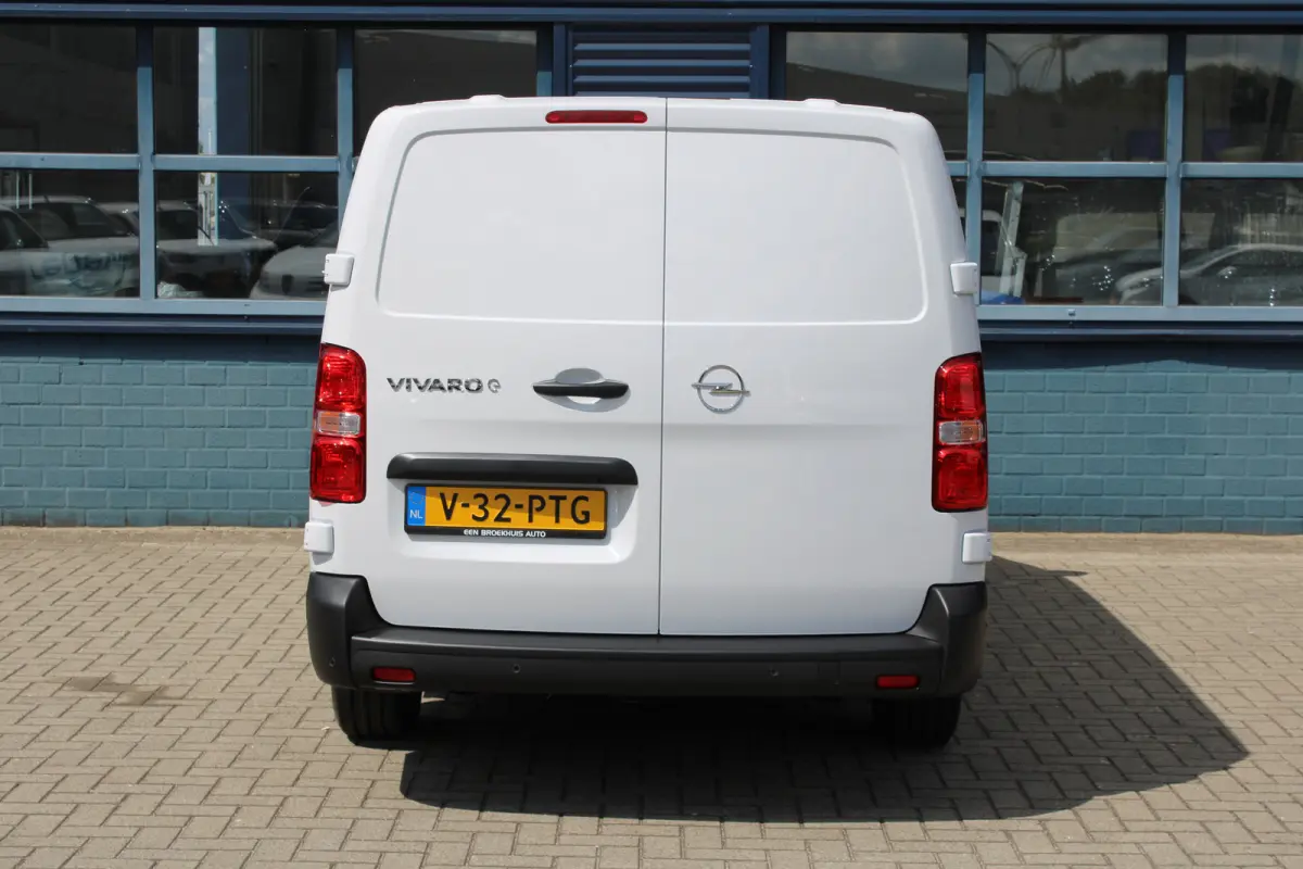 Standaard - Electric | Elektrisch bedienbare en verwarmde buitenspiegels | Exterieurpakket | Multi-mode toggle (ECO, NORMAL, POWER)