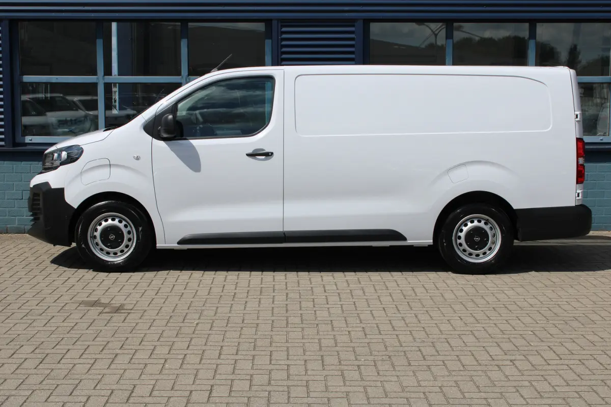 Standaard - Electric | Elektrisch bedienbare en verwarmde buitenspiegels | Exterieurpakket | Multi-mode toggle (ECO, NORMAL, POWER)
