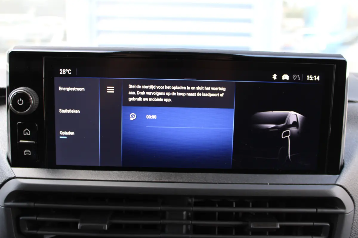 Standaard - Electric | Elektrisch bedienbare en verwarmde buitenspiegels | Multi-mode toggle (ECO, NORMAL, POWER) | Parkeersensoren achter