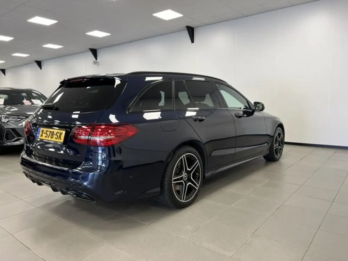 300 e Business Solution Luxury AMG-LINE / PLUG-IN HYBRIDE / 320PK / PANODAK /
