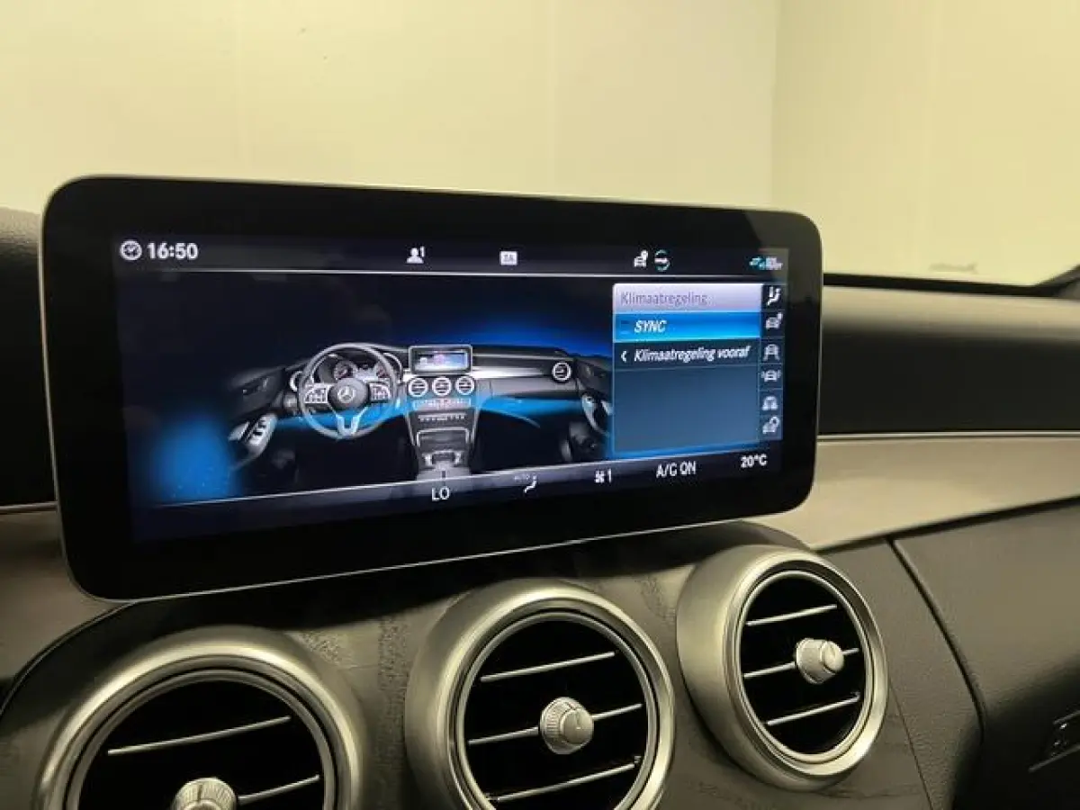 300 e Business Solution Luxury AMG-LINE / PLUG-IN HYBRIDE / 320PK /
