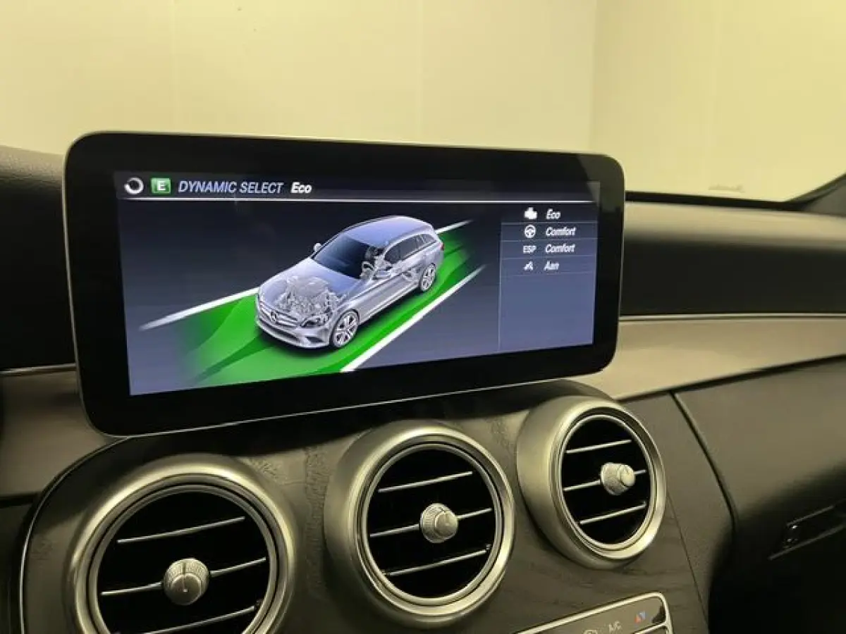 300 e Business Solution Luxury AMG-LINE / PLUG-IN HYBRIDE / 320PK /