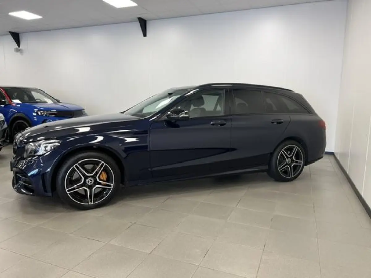 300 e Business Solution Luxury AMG-LINE / PLUG-IN HYBRIDE / 320PK /