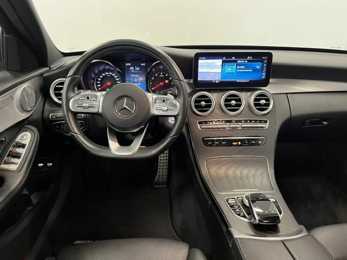 300 e Business Solution Luxury AMG-LINE / PLUG-IN HYBRIDE / 320PK / PANODAK /