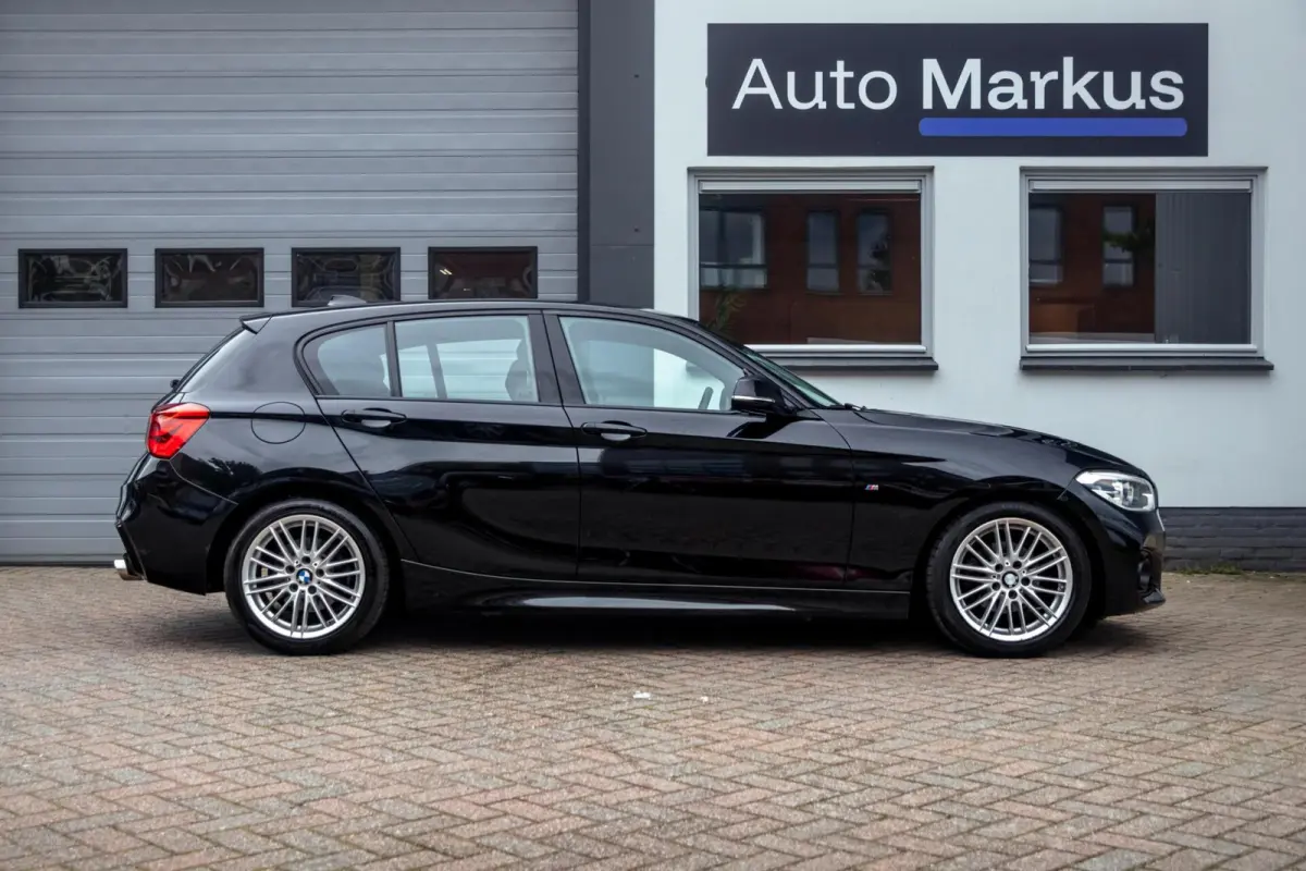 118i High Executive 3X M-Sport|Led|Shadow Line|Navi Pro|Automaat