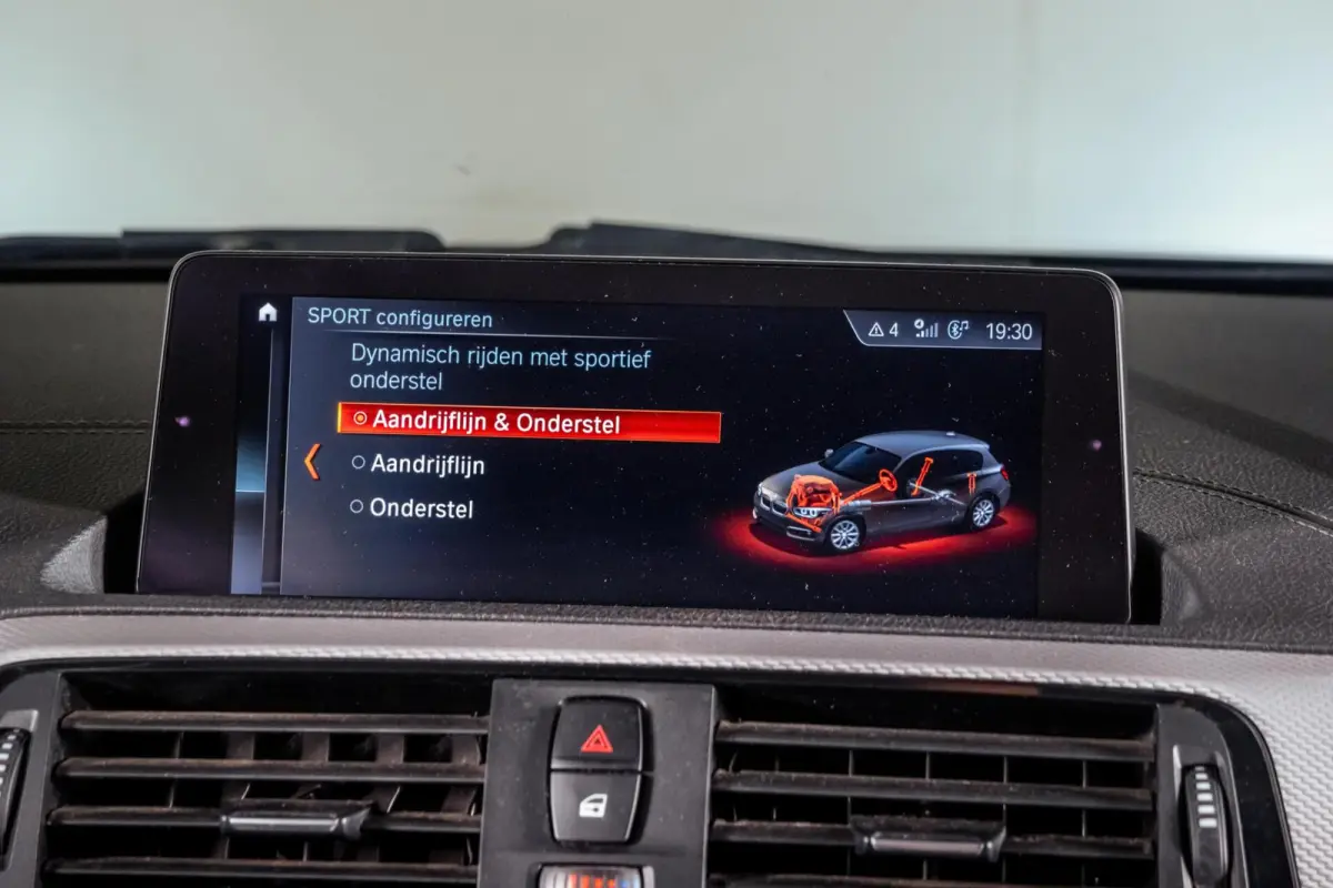 118i High Executive 3X M-Sport|Led|Shadow Line|Navi Pro|Automaat