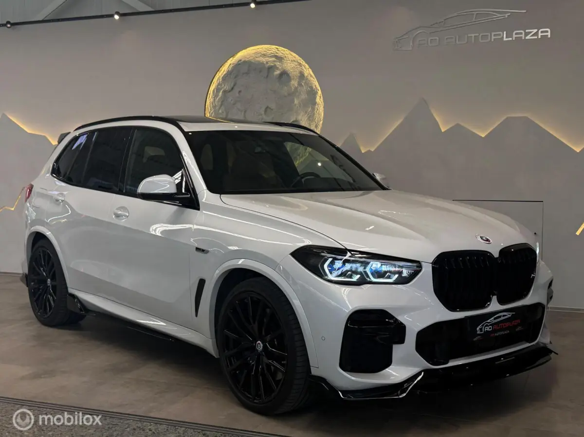 xDrive45e M Sport Panorama/Laser/Aero/Harman Kardon/360 camera