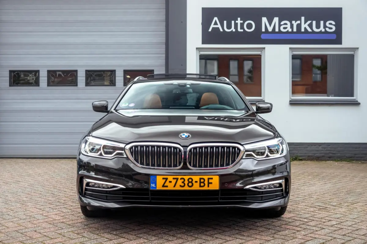 530i xDrive Luxury Line|Pano|4WS|Softclose|H&K|Keyless
