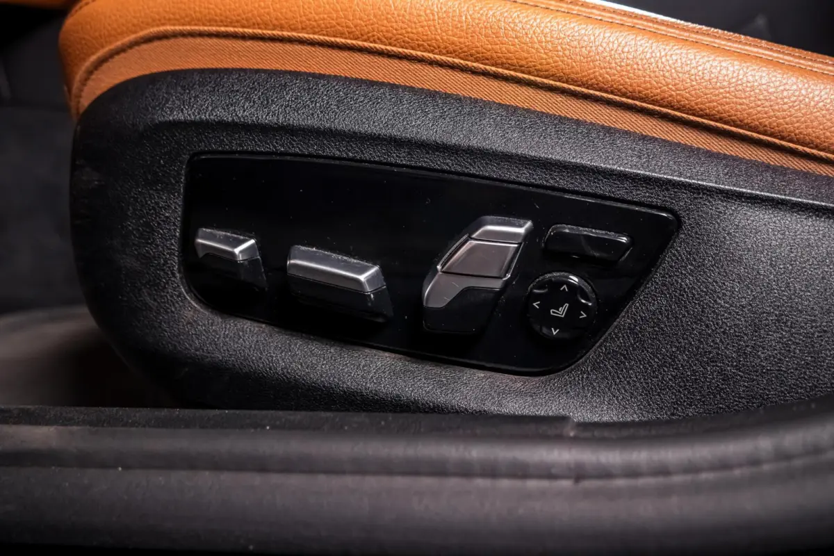 530i xDrive Luxury Line|Pano|4WS|Softclose|H&K|Keyless