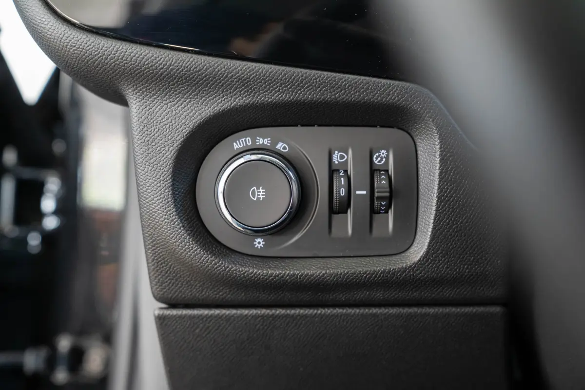 1.2 Edition | Apple Carplay & Android Auto | Lichtmetalen velgen | Cruise Controle | Elektrische Ramen | Bluetooth |