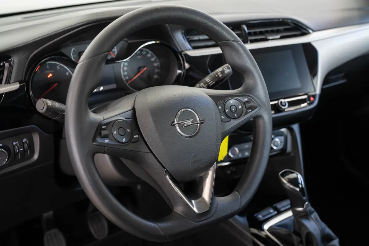 1.2 Edition | Apple Carplay & Android Auto | Lichtmetalen velgen | Cruise Controle | Elektrische Ramen | Bluetooth |
