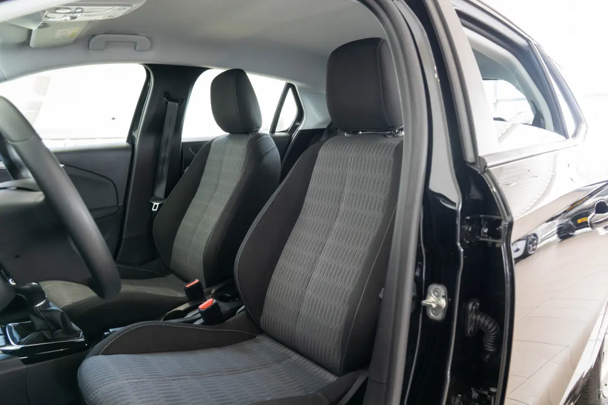 1.2 Edition | Apple Carplay & Android Auto | Lichtmetalen velgen | Cruise Controle | Elektrische Ramen | Bluetooth |