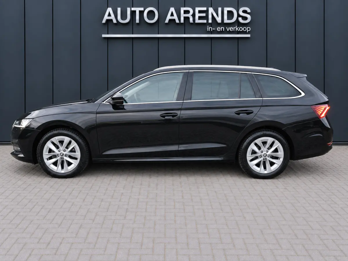 1.5 e-TSI Business Edition Plus Automaat/Virtuel/Led/Adapt.Cruise/Trekhaak/Camera/AppleCarplay/Stoelverwarming