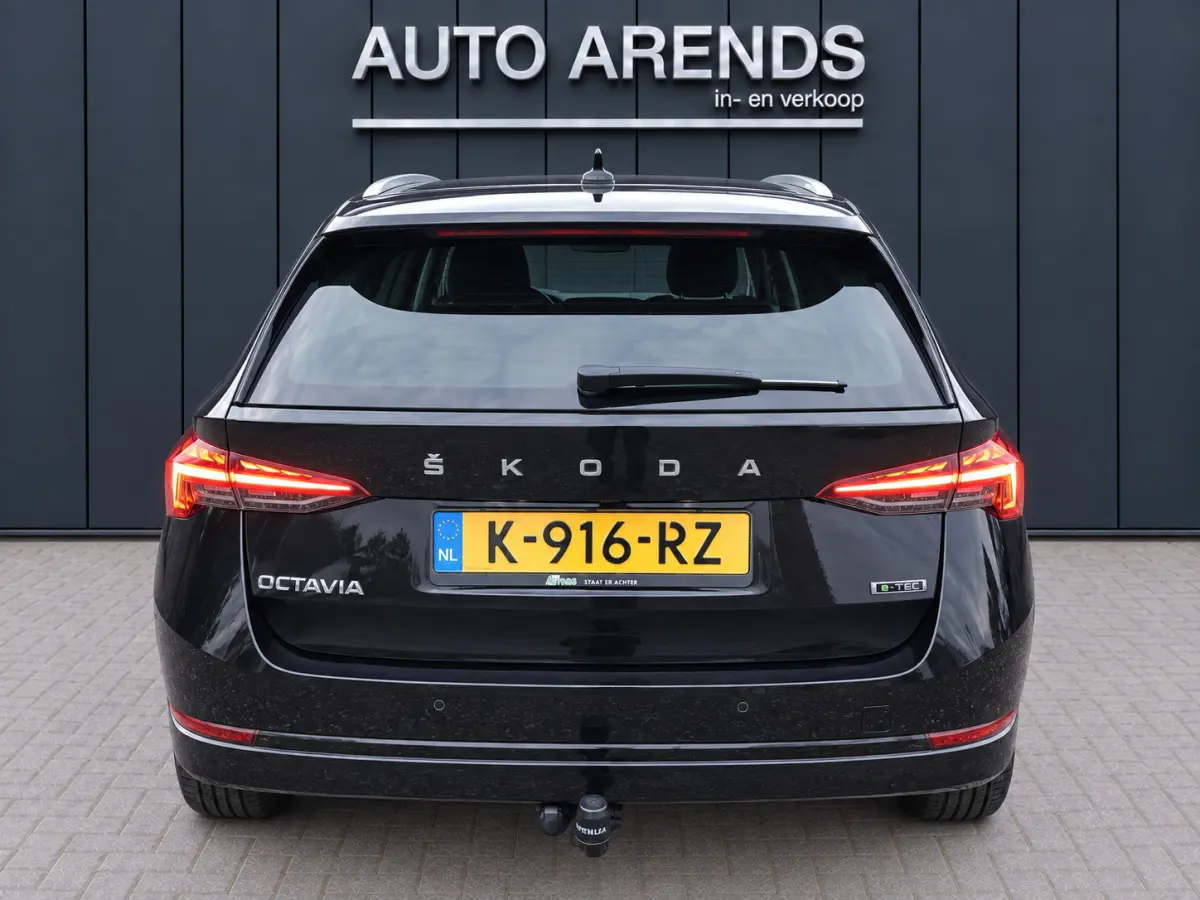 1.5 e-TSI Business Edition Plus Automaat/Virtuel/Led/Adapt.Cruise/Trekhaak/Camera/AppleCarplay/Stoelverwarming