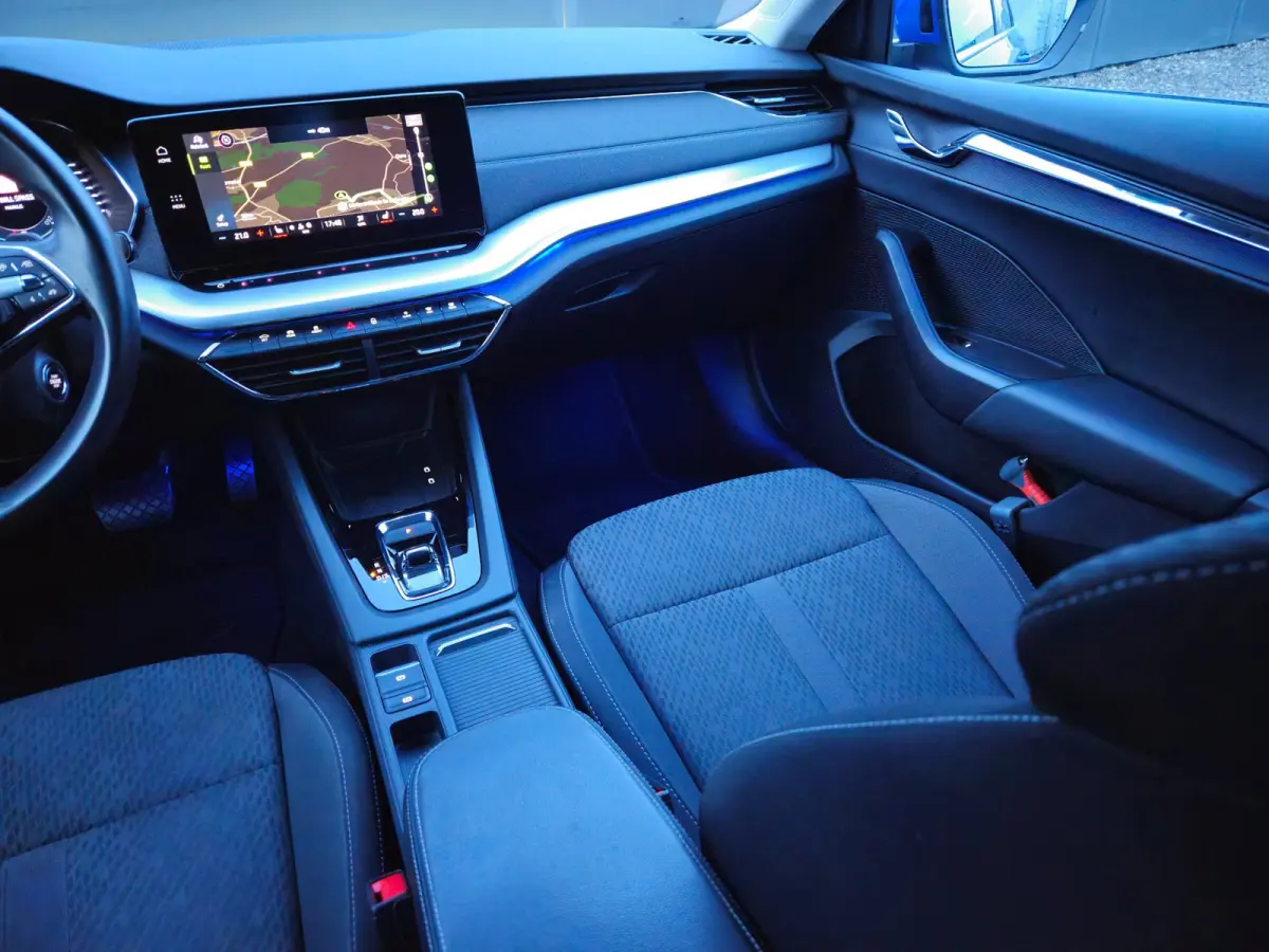 1.5 e-TSI Business Edition Plus Automaat/Virtuel/Led/Adapt.Cruise/Trekhaak/Camera/AppleCarplay/Stoelverwarming