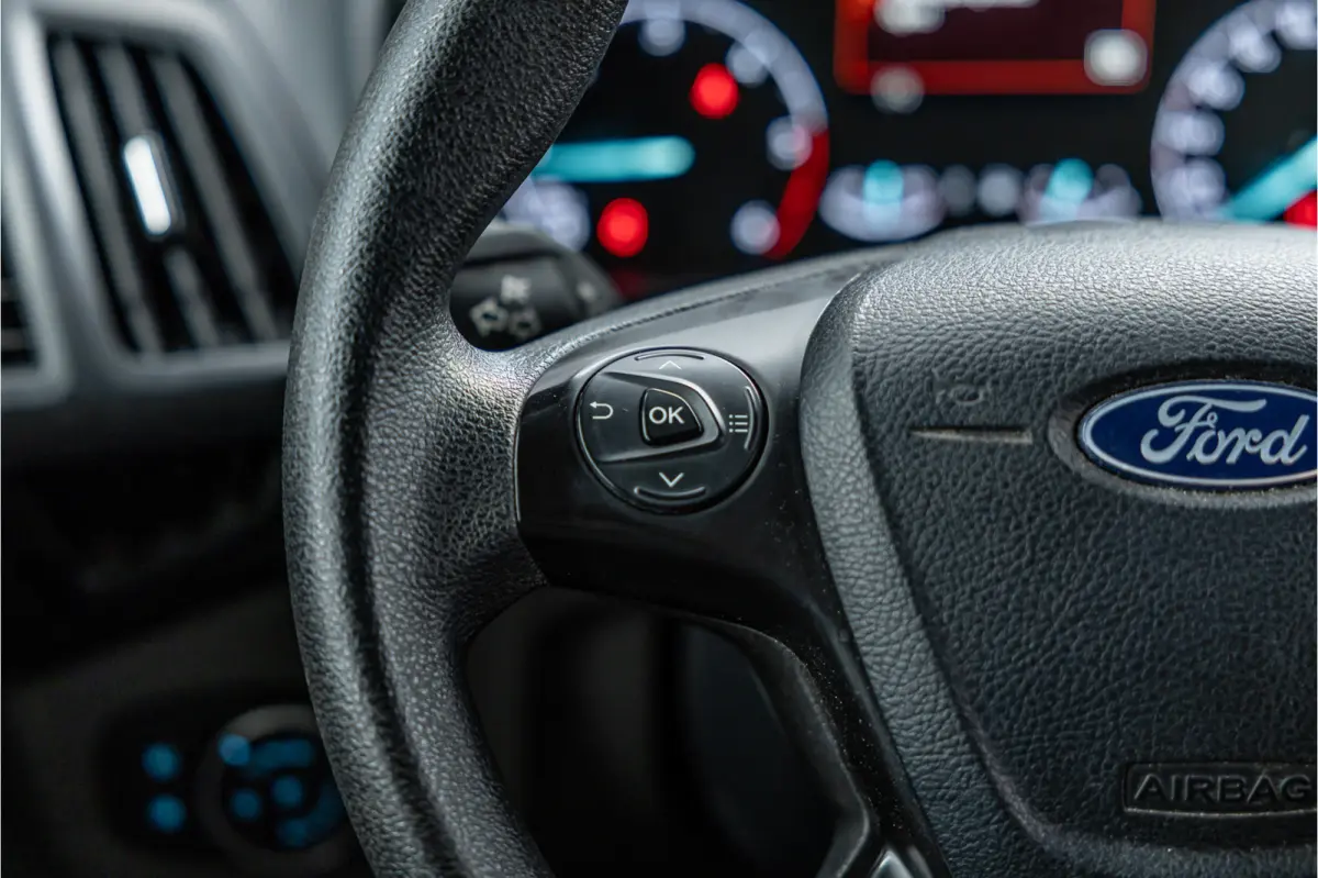 1.5 EcoBlue L2 | Raptor edition | CarPlay | Camera | Navigatie | 3-zitter | Inrichting | DAB | Nieuwe APK