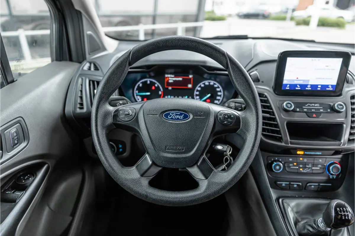 1.5 EcoBlue L2 | Raptor edition | CarPlay | Camera | Navigatie | 3-zitter | Inrichting | DAB | Nieuwe APK