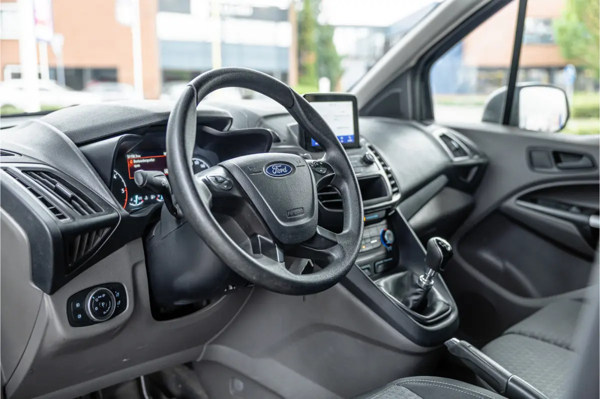 1.5 EcoBlue L2 | Raptor edition | CarPlay | Camera | Navigatie | 3-zitter | Inrichting | DAB | Nieuwe APK