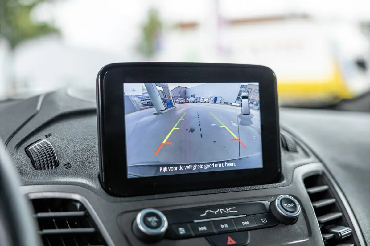 1.5 EcoBlue L2 | Raptor edition | CarPlay | Camera | Navigatie | 3-zitter | Inrichting | DAB | Nieuwe APK