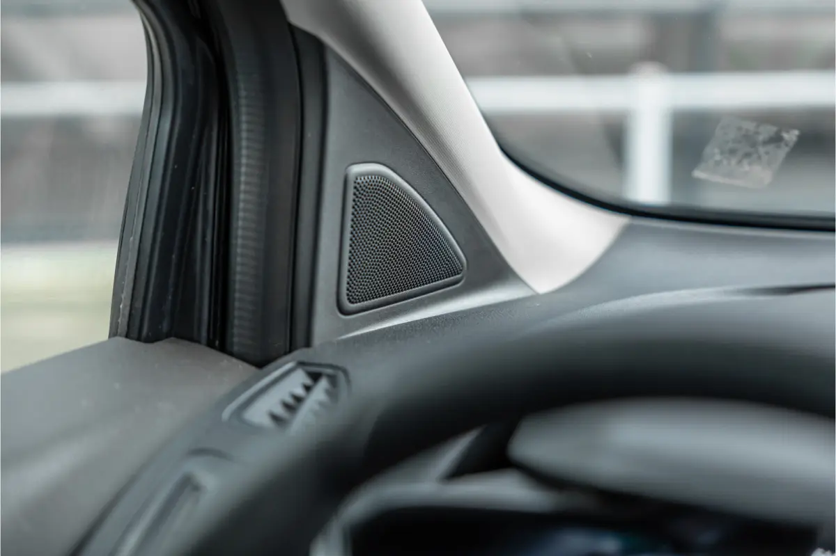 1.5 EcoBlue L2 | Raptor edition | CarPlay | Camera | Navigatie | 3-zitter | Inrichting | DAB | Nieuwe APK