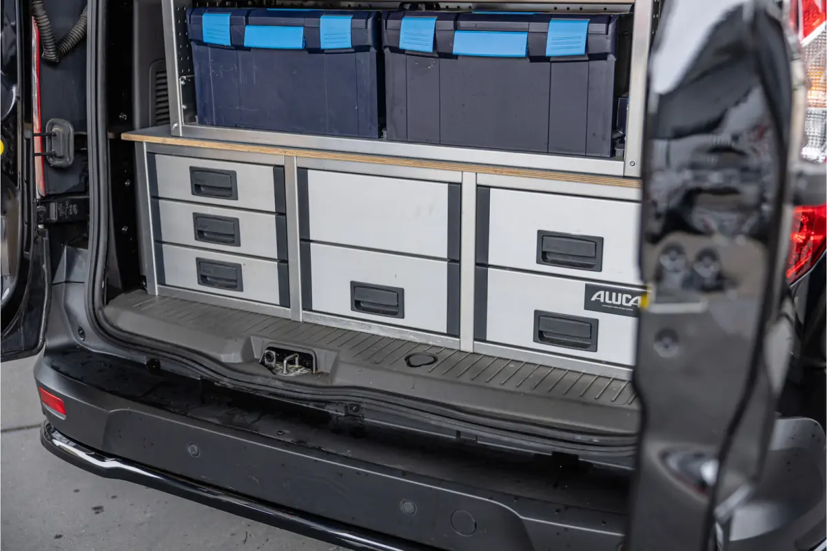 1.5 EcoBlue L2 | Raptor edition | CarPlay | Camera | Navigatie | 3-zitter | Inrichting | DAB | Nieuwe APK