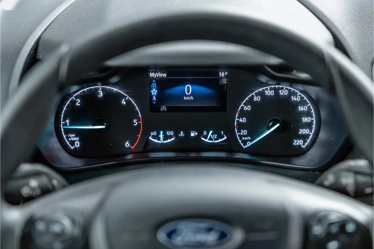 1.5 EcoBlue L2 | Raptor edition | CarPlay | Camera | Navigatie | 3-zitter | Inrichting | DAB | Nieuwe APK
