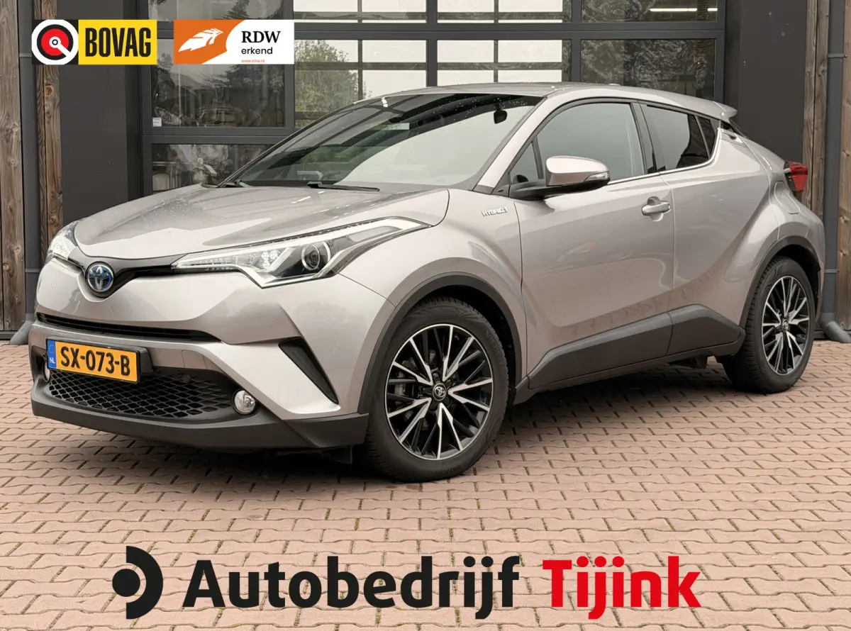1.8 Hybrid Dynamic | LED | Trekhaak | Camera | Stoelverwarming | All-seasons | Navi | Keyless |