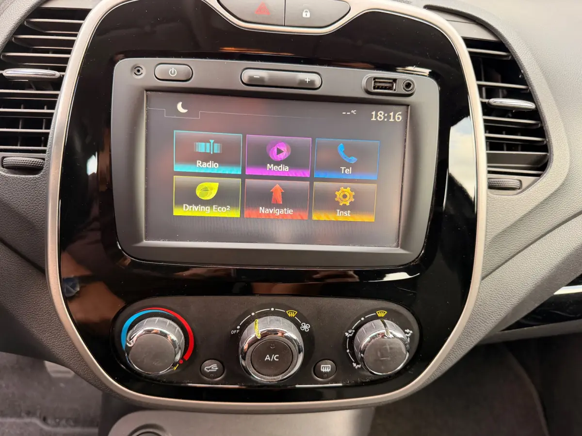 0.9 TCe /Navi/Cruise-c/Led/Airco/Trekhaak/AUX/Dealer-onderhouden