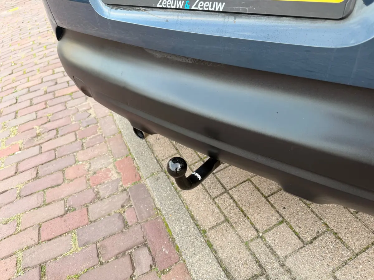 0.9 TCe /Navi/Cruise-c/Led/Airco/Trekhaak/AUX/Dealer-onderhouden