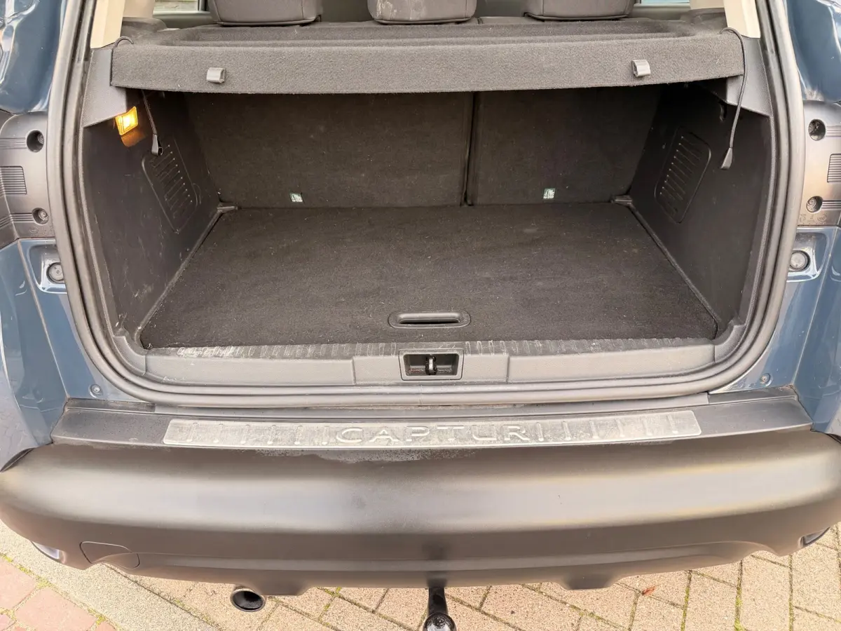 0.9 TCe /Navi/Cruise-c/Led/Airco/Trekhaak/AUX/Dealer-onderhouden