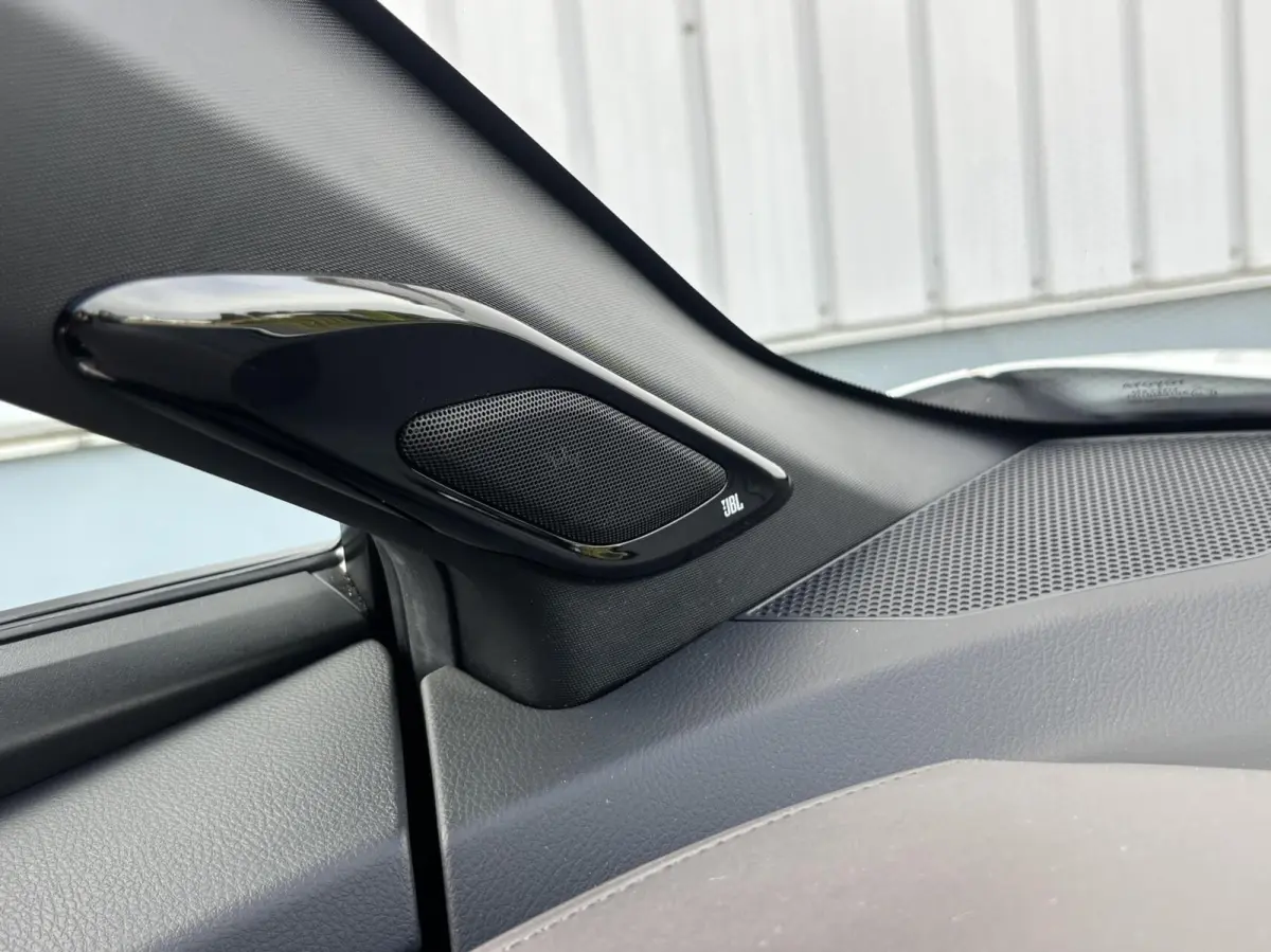 2.0 Hybrid Launch Edition | Leder | Elektr. stoel | JBL | Stoel+stuurverwarming