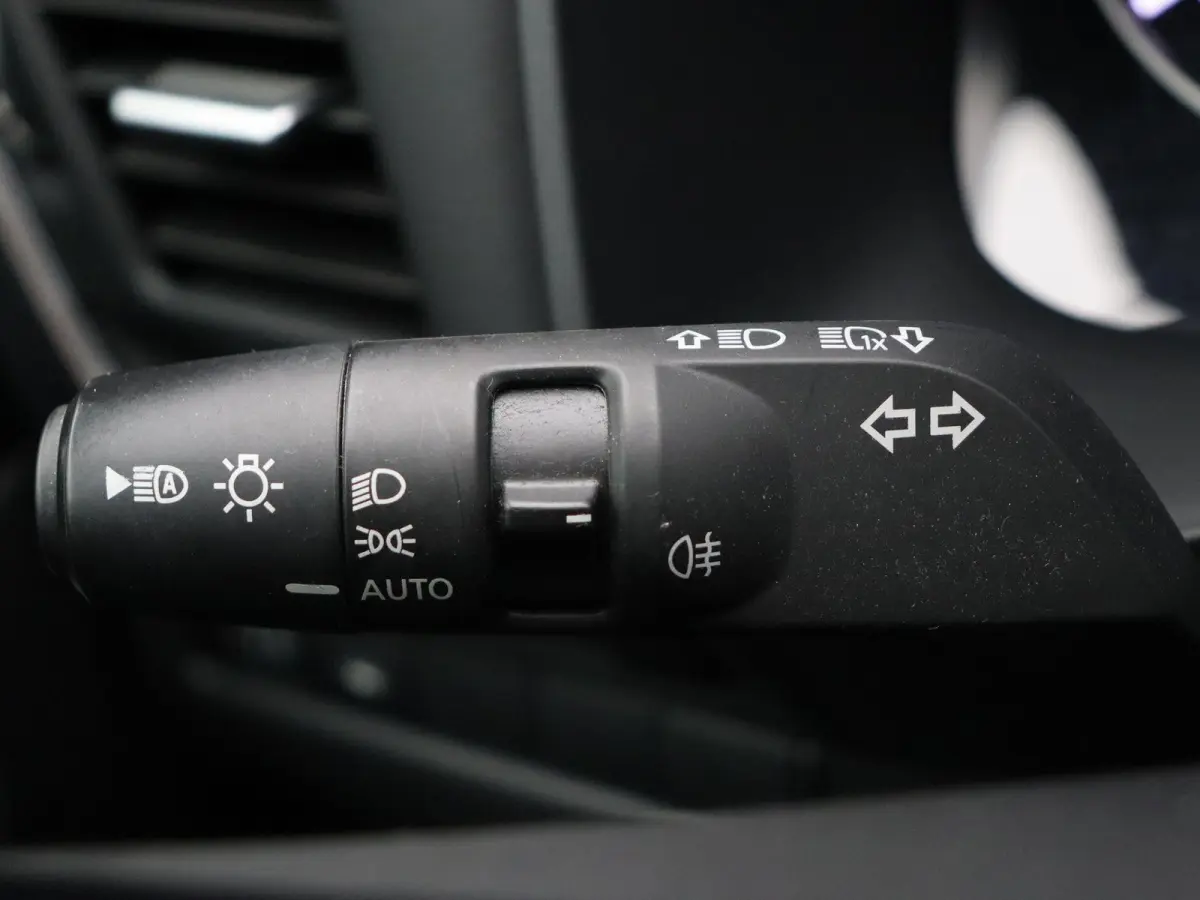 1.5 e-Power N-Connecta | Cruise Control | Apple Carplay & Android Auto | Rondomzicht Camera |