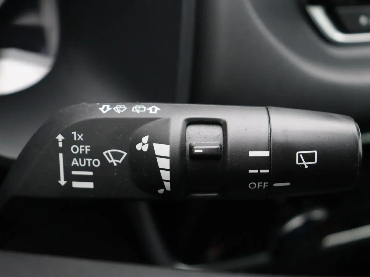 1.5 e-Power N-Connecta | Cruise Control | Apple Carplay & Android Auto | Rondomzicht Camera |