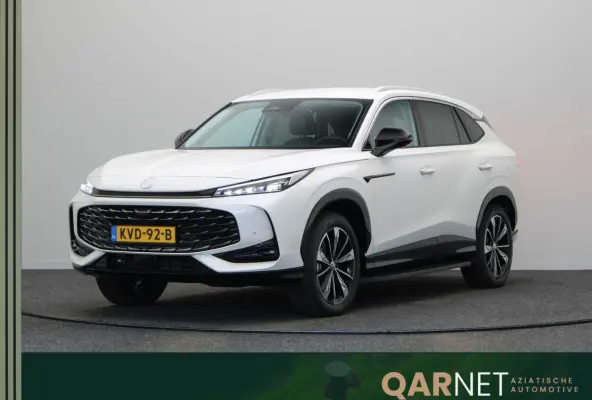 1.5 Luxury | Elektrische Verstelbare Stoelen | Stoelverwarming | Apple Carplay & Android Auto |