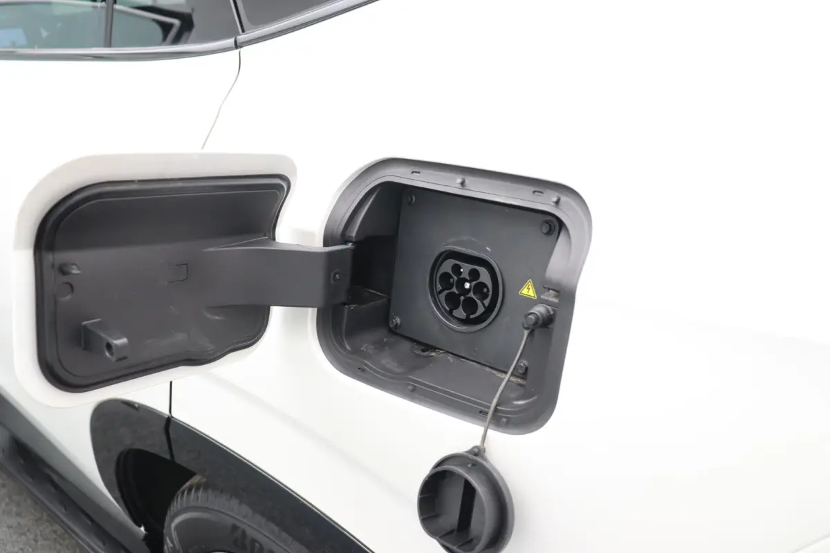 1.5 Luxury | Elektrische Verstelbare Stoelen | Stoelverwarming | Apple Carplay & Android Auto |