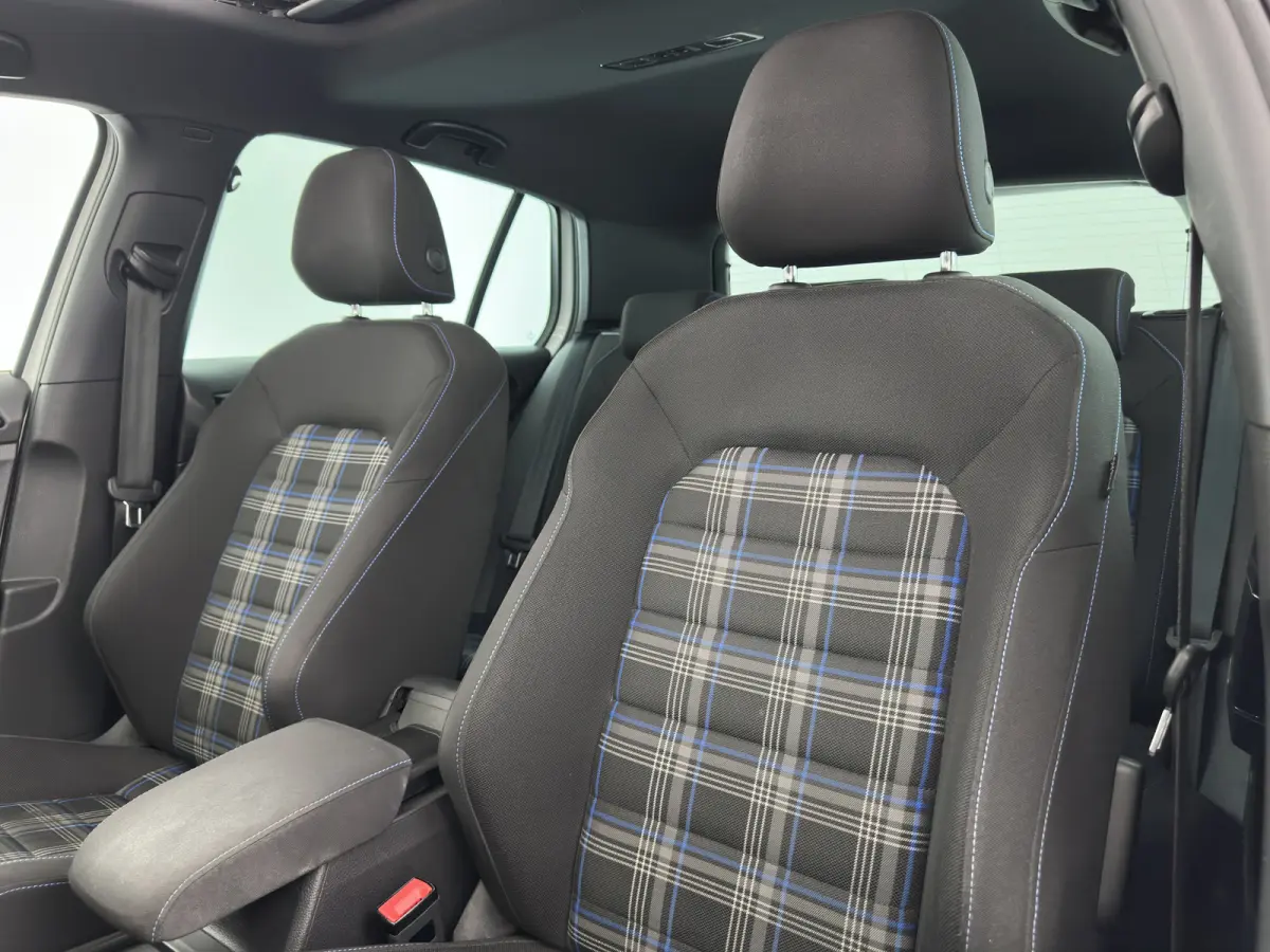 1.4 TSI GTE Aut. Panodak |Heated Seats | Xenon |18Inch | Pdc | Cruise Control