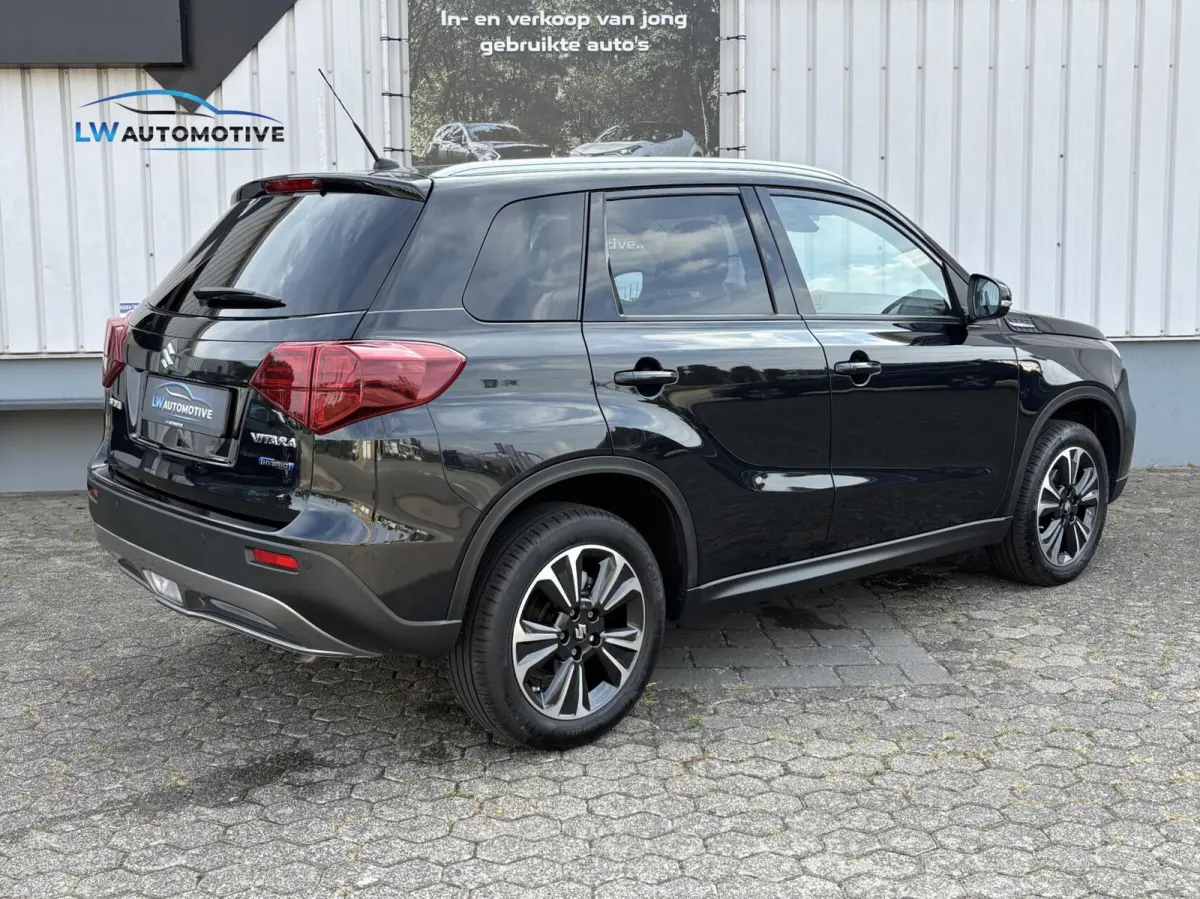 1.5 Hybrid Style Automaat | Schuifdak | Parkeersens. V+A | Adaptive Cruise