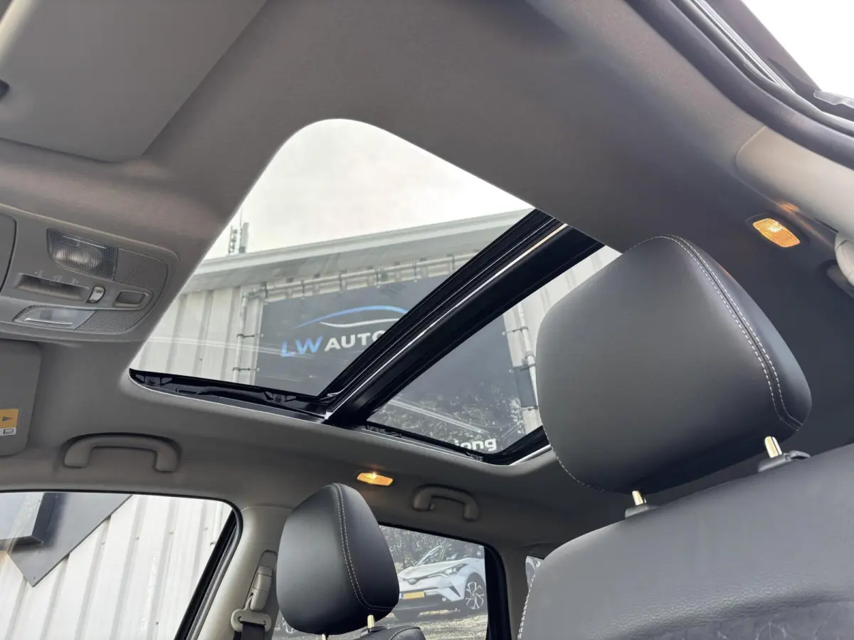 1.5 Hybrid Style Automaat | Schuifdak | Parkeersens. V+A | Adaptive Cruise
