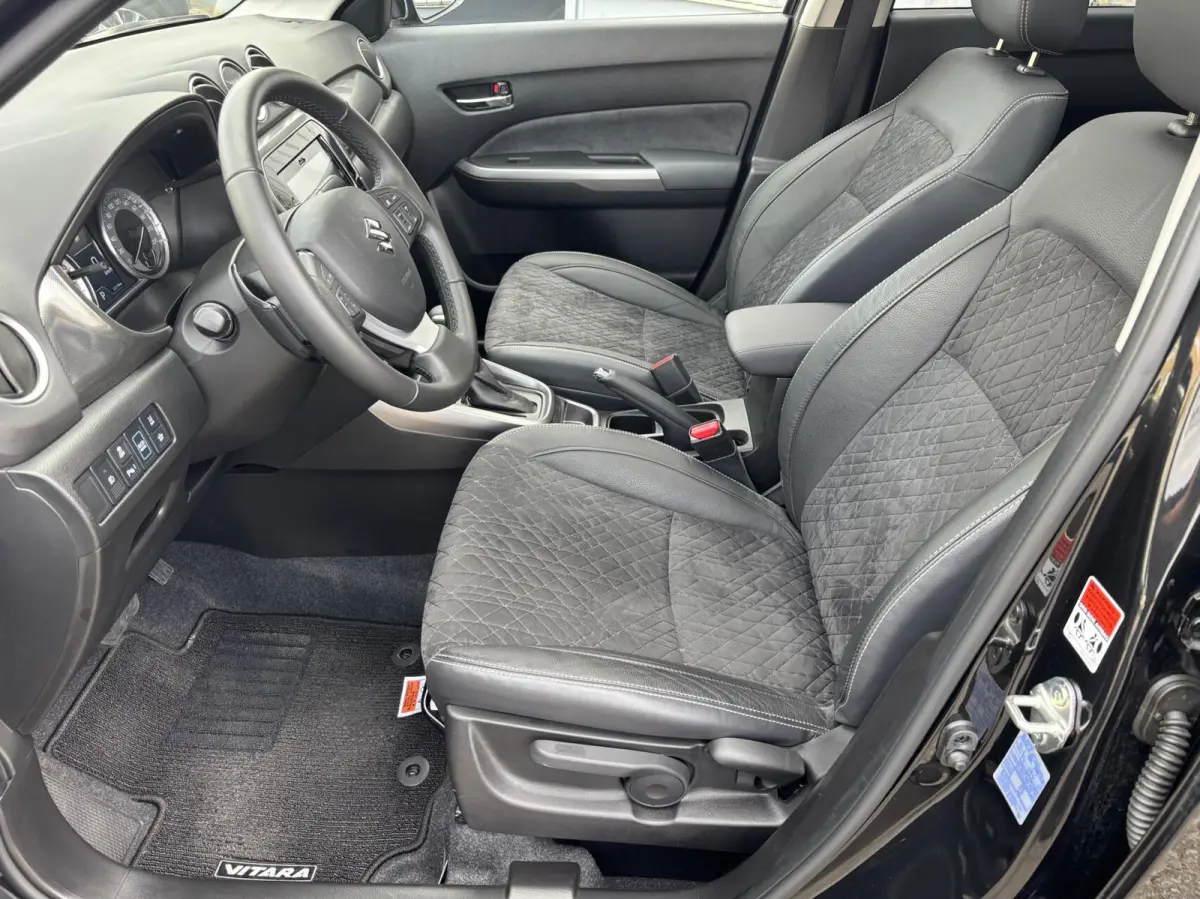 1.5 Hybrid Style Automaat | Schuifdak | Parkeersens. V+A | Adaptive Cruise
