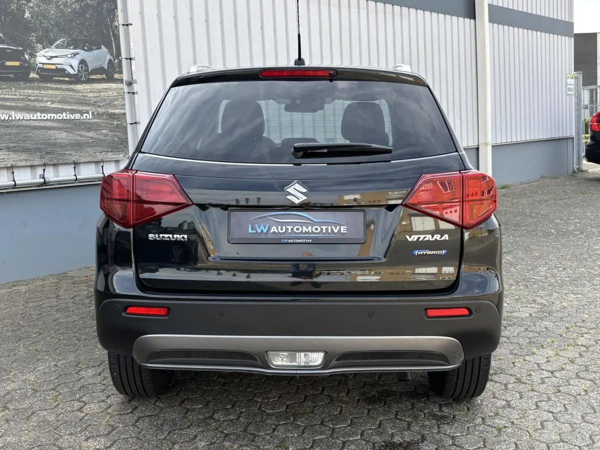 1.5 Hybrid Style Automaat | Schuifdak | Parkeersens. V+A | Adaptive Cruise