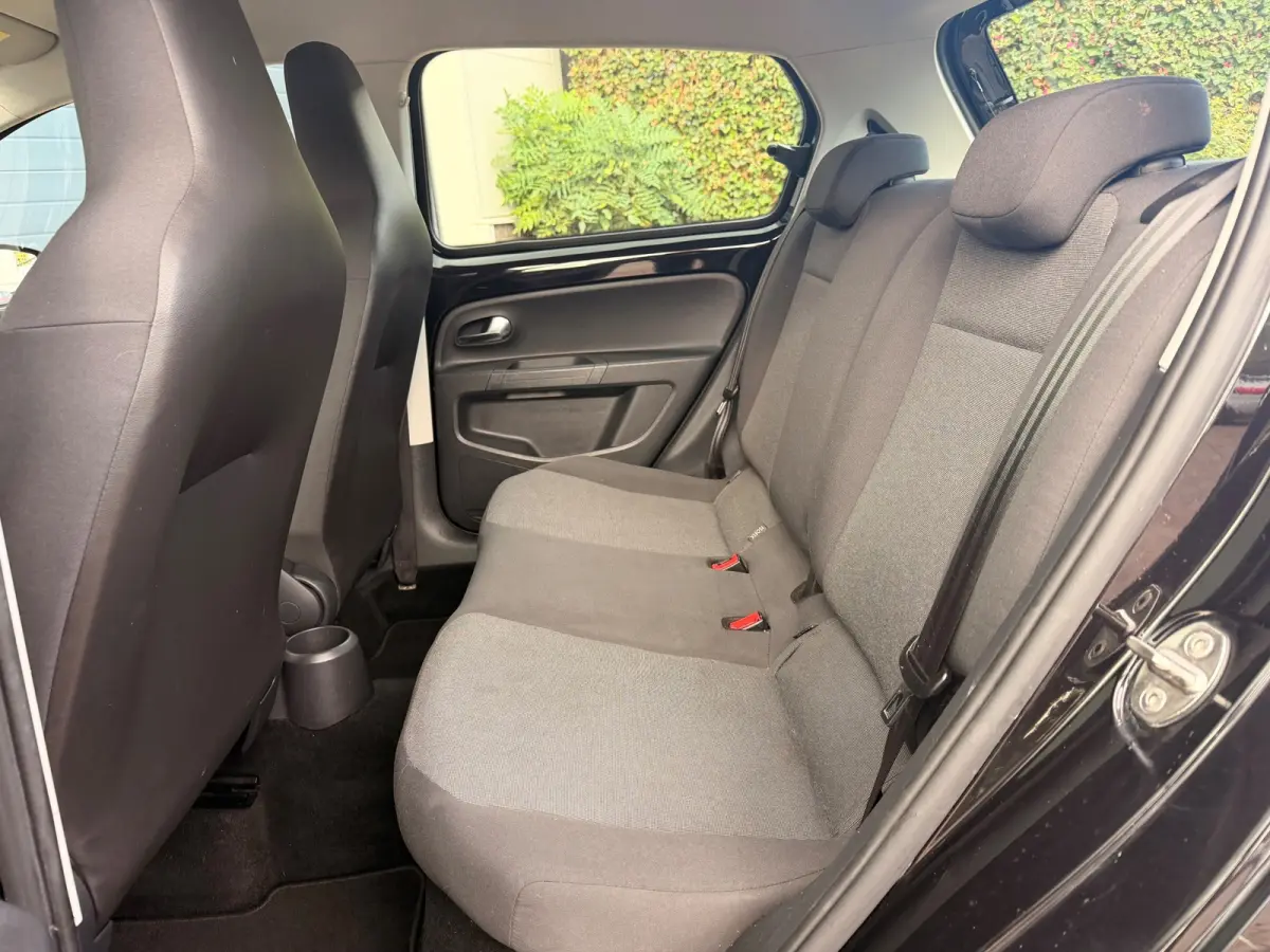 Up! 1.0 move up! BlueMotion/Airco/Aux/Bluetooth telefoonvoorbereiding/Lmv/Elek-pakket/5 deurs