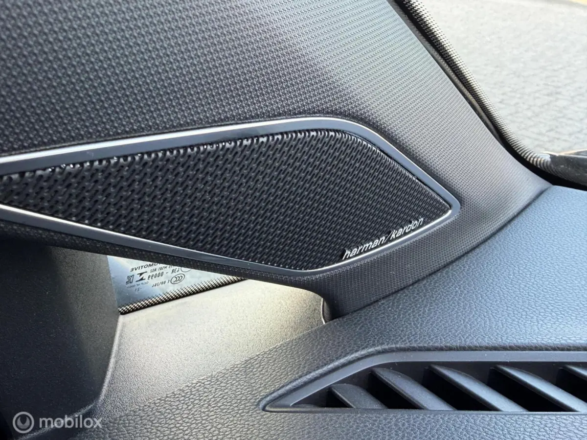 2.0 TSI R 4Motion PANO-DAK*H&K*HUD*ACC*DRIFT*