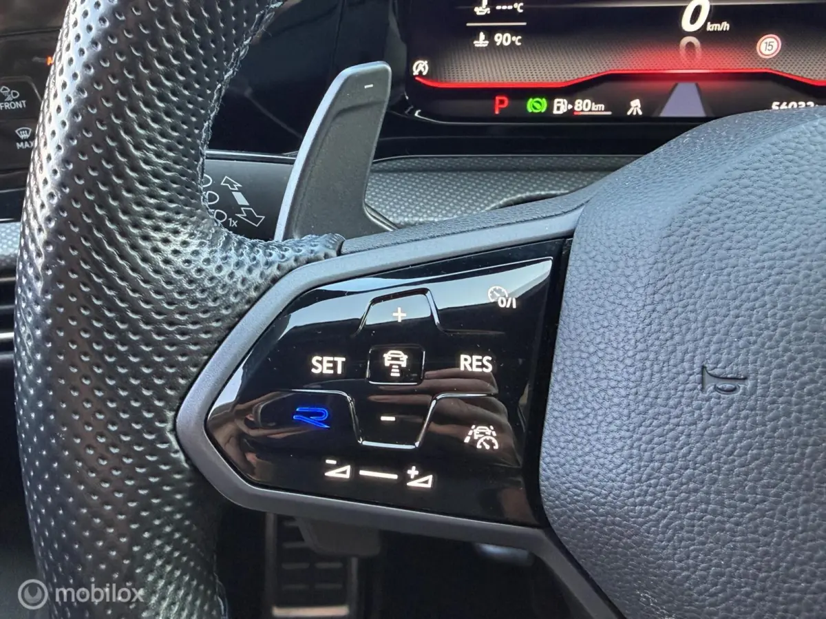 2.0 TSI R 4Motion PANO-DAK*H&K*HUD*ACC*DRIFT*