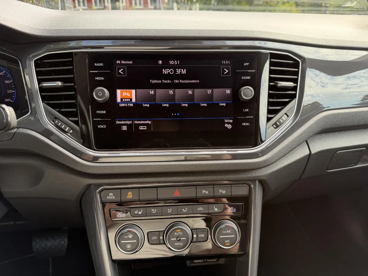 1.5 TSI Sport | DSG | Keyless | Camera | Viritual Cockpit | Blind Spot |