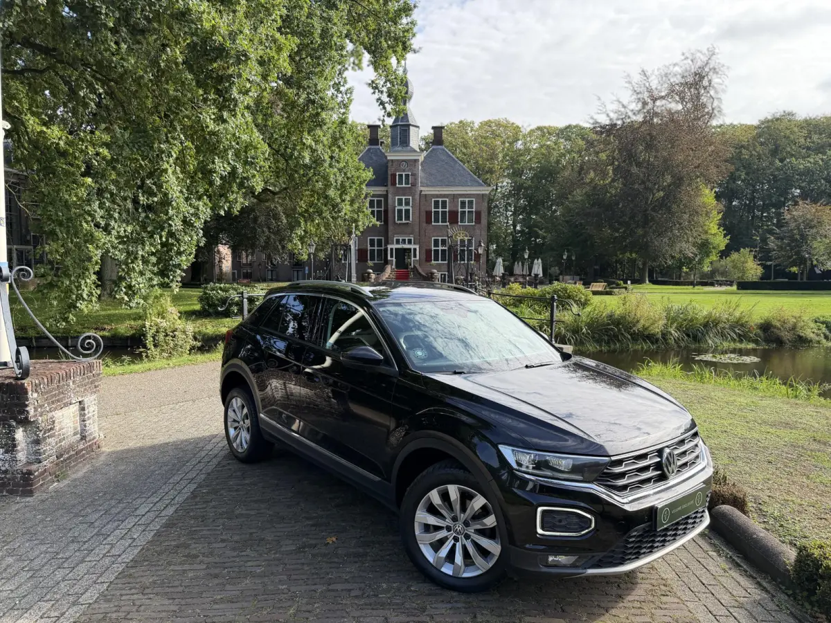 1.5 TSI Sport | DSG | Keyless | Camera | Viritual Cockpit | Blind Spot |