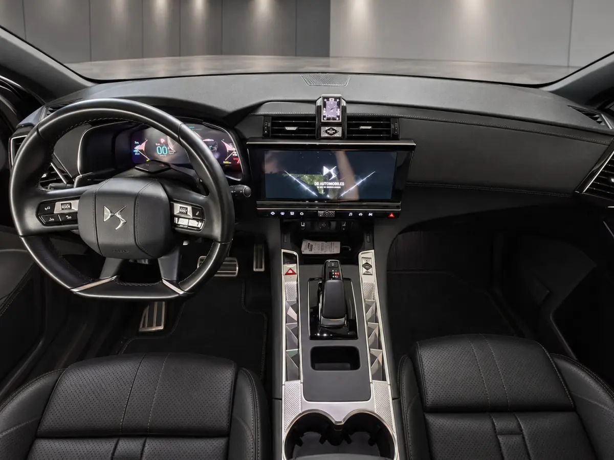 E-Tense 360 4x4 Opéra | Performance | Focal | Night Vision | Pano | Massage