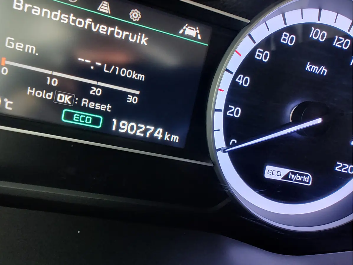 1.6 GDi HYBRID DYNAMIC LINE Navi | Clima | Adaptive Cruise