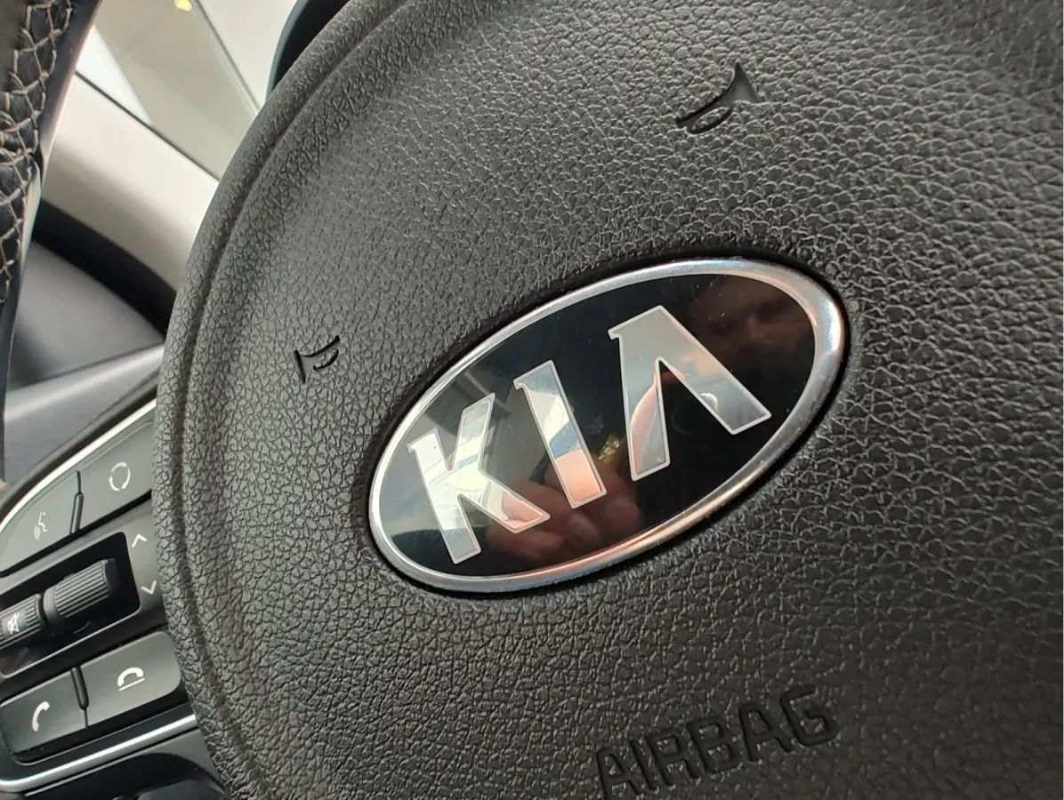 1.6 GDi HYBRID DYNAMIC LINE Navi | Clima | Adaptive Cruise