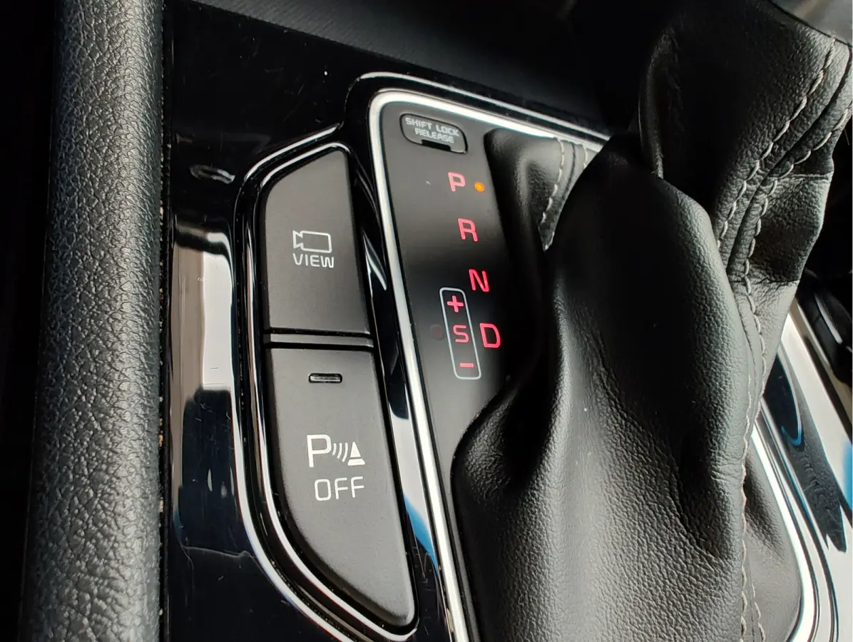 1.6 GDi HYBRID DYNAMIC LINE Navi | Clima | Adaptive Cruise
