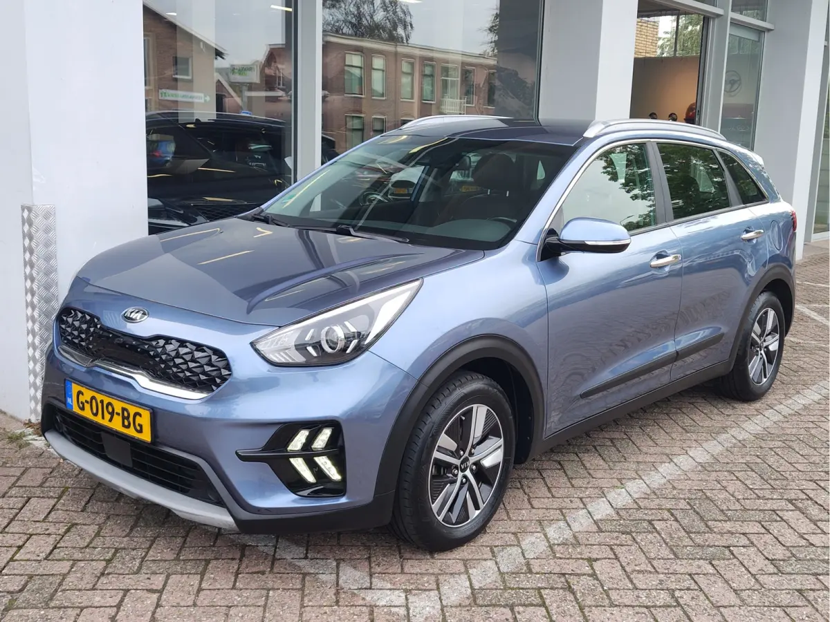1.6 GDi HYBRID DYNAMIC LINE Navi | Clima | Adaptive Cruise